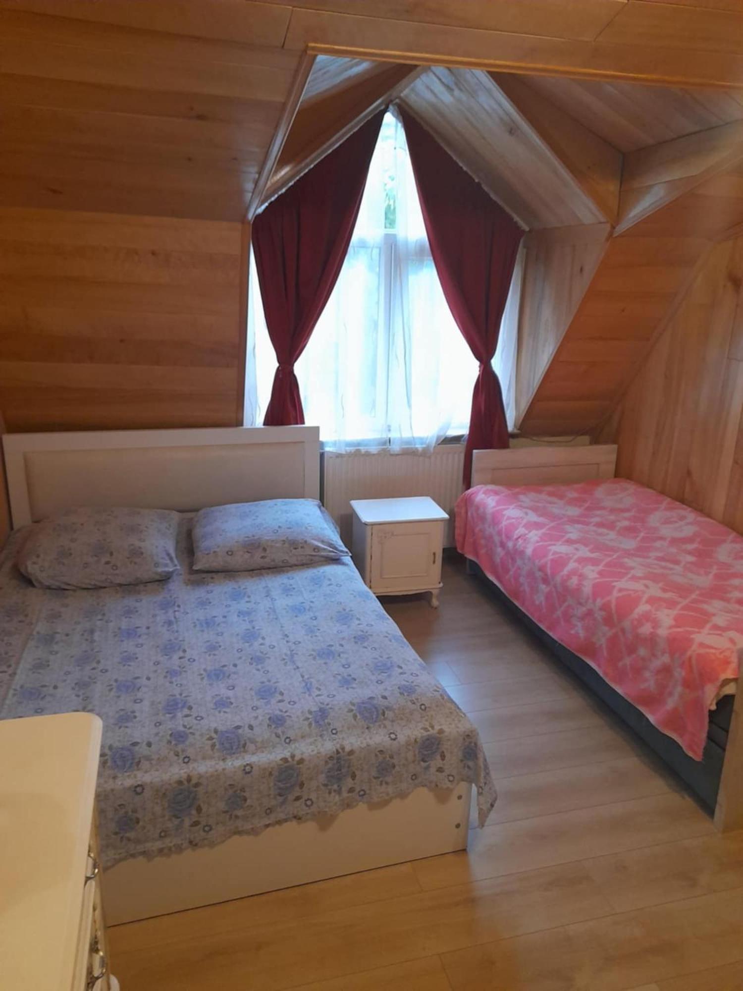 When In Tbilisi Hotell Exteriör bild